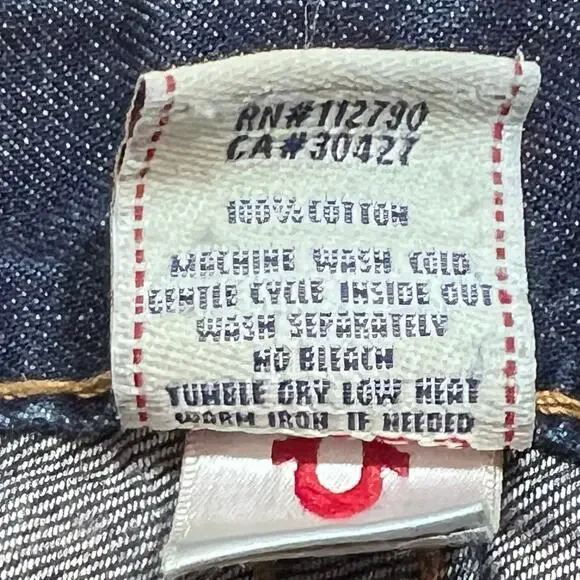 True Religion Candice Flared Jeans Women 26W x 28L Blue Light Washed Distressed - Picture 13 of 13